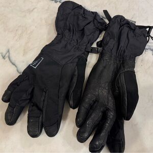 REI Black Unisex Gloves leather and polyester mix. Adjustable string.